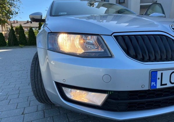 Skoda Octavia cena 34900 przebieg: 250000, rok produkcji 2014 z Lublin małe 497